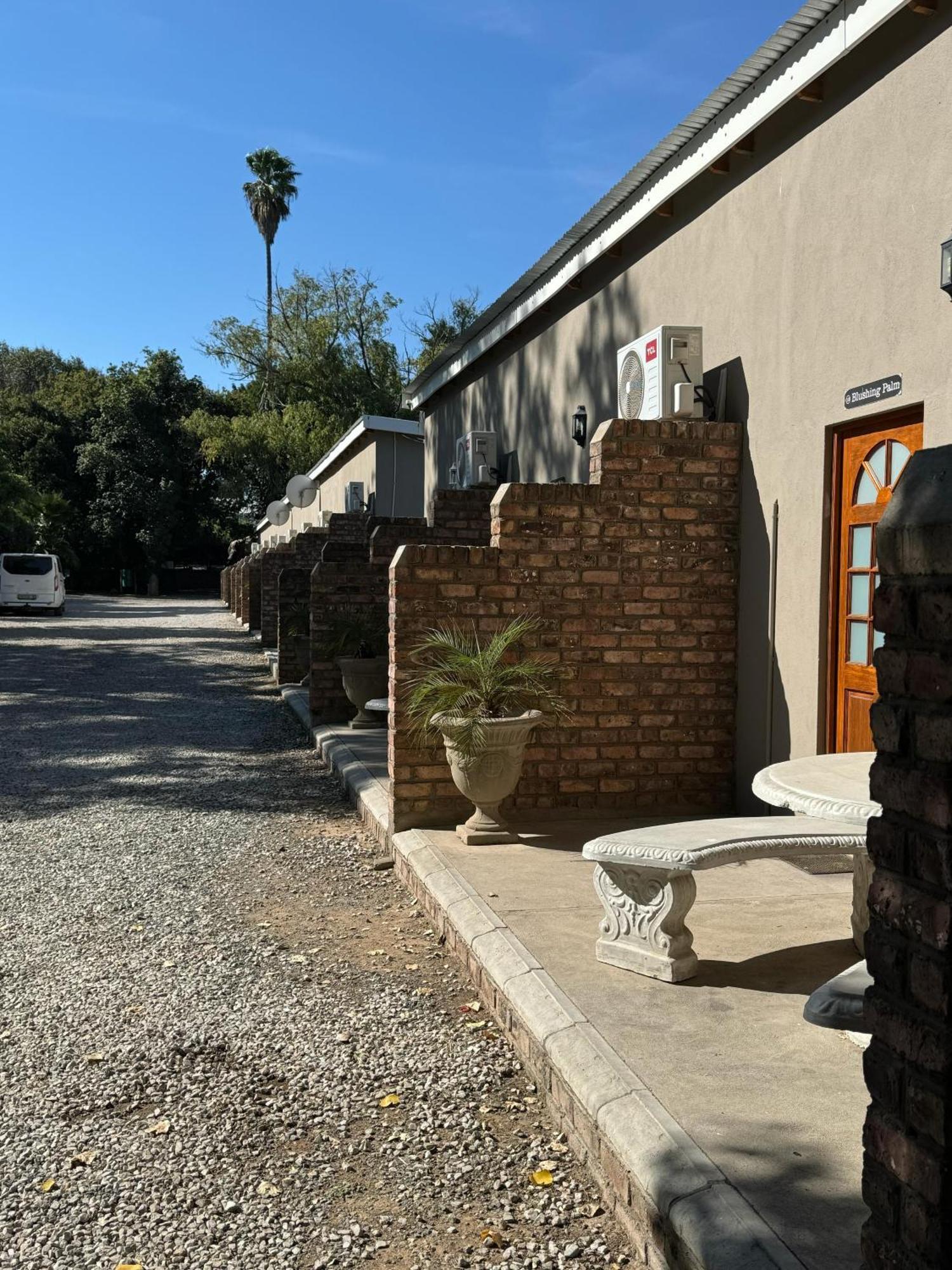 The Palms Venue & Accommodation Cradock Exteriér fotografie